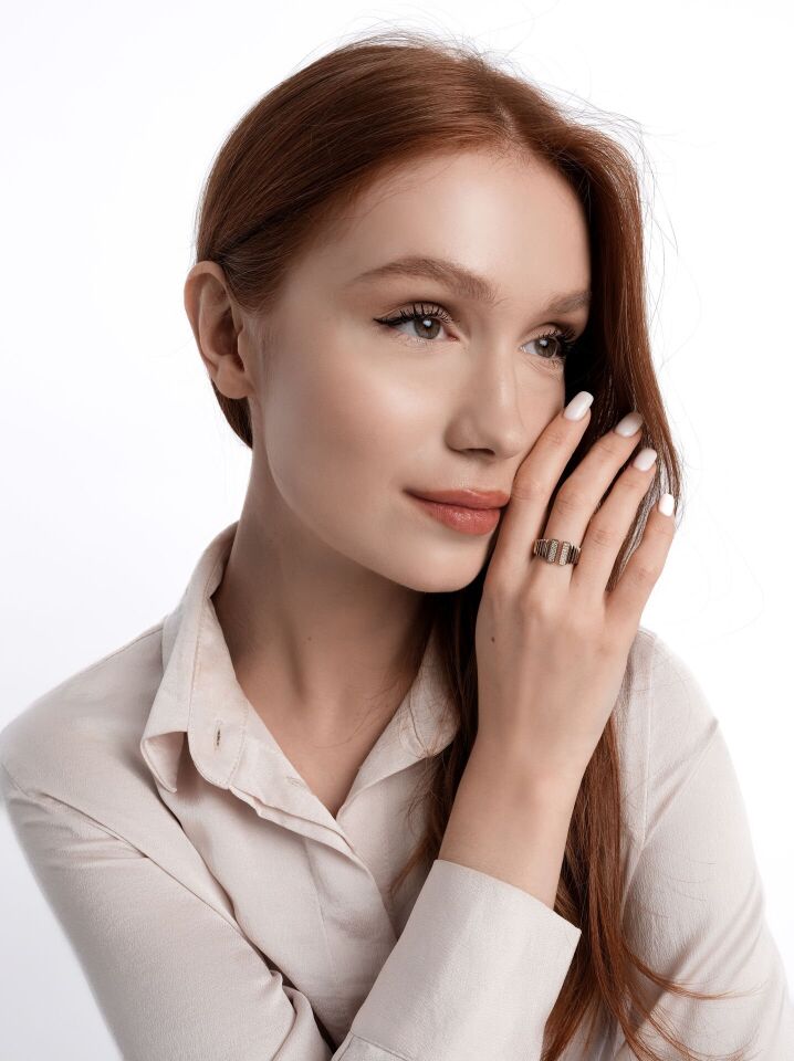 Altın Taşlı Kemer Yüzük