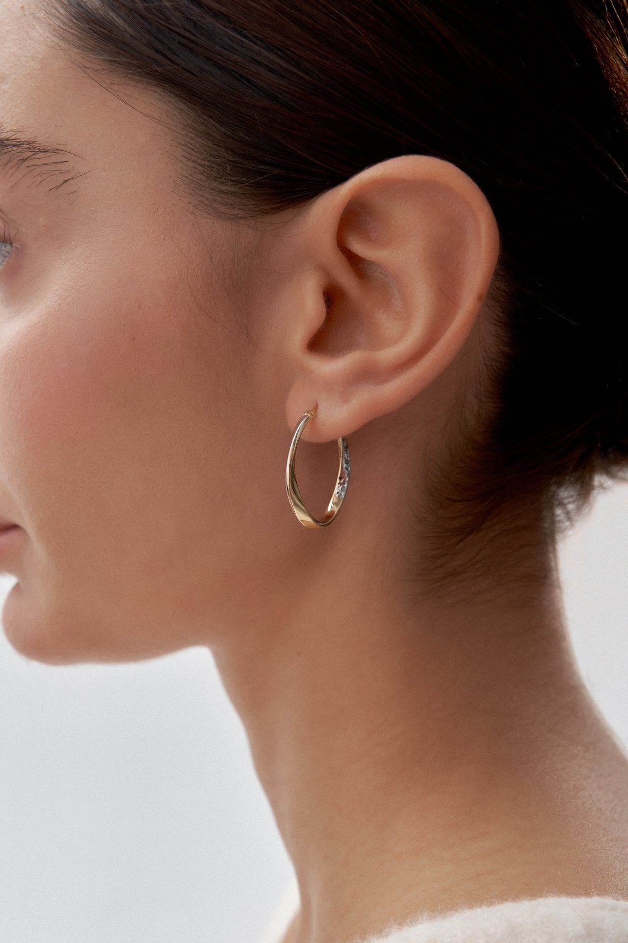 Altın Oval Şarnel Küpe