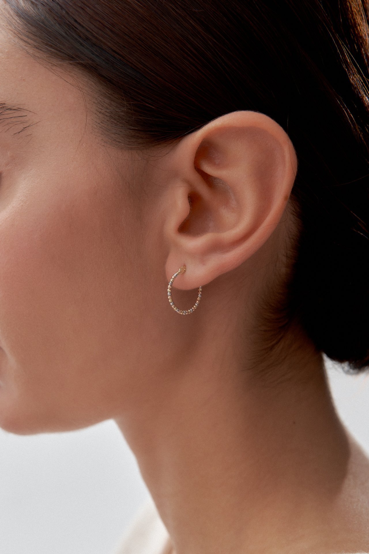 Altın Minimal Dorika Halka Küpe