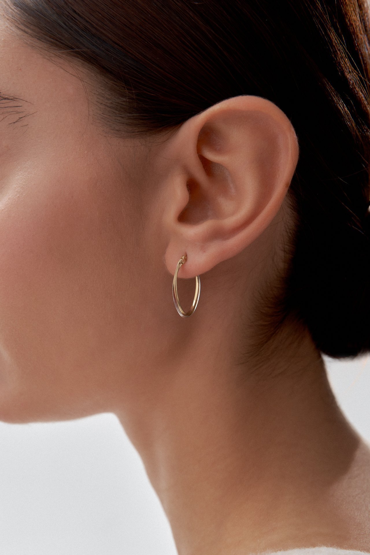 Altın İnce Form Halka Küpe