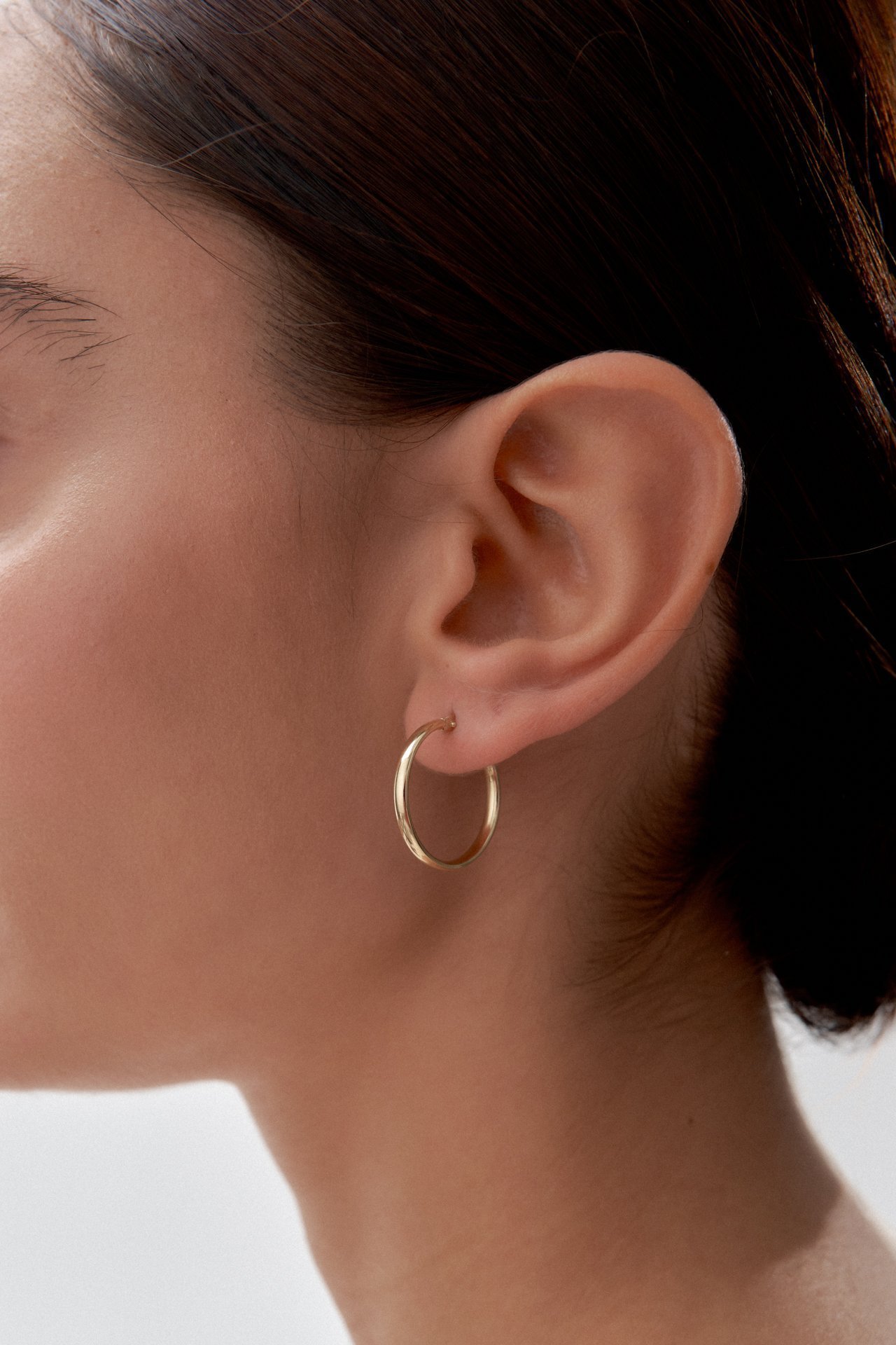 Altın İnce Form Halka Küpe