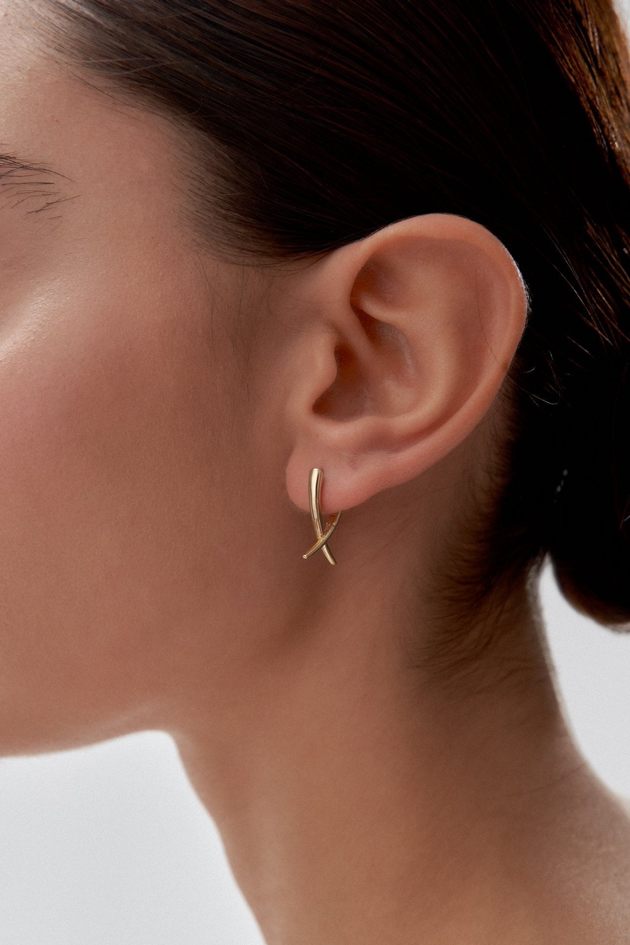 Altın Taşsız X Form Küpe