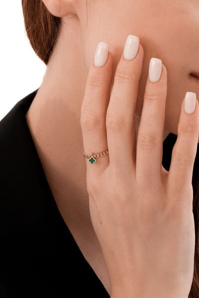 ALTIN SALLANTILI YONCA YÜZÜK