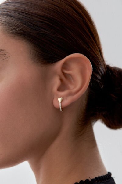 Altın Kalp Detaylı Taşlı Küpe