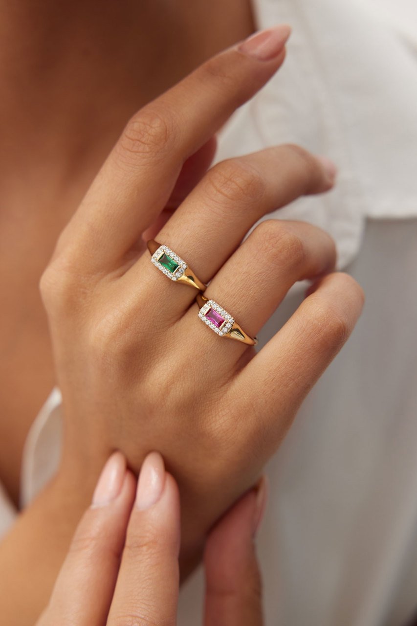 Altın Kare Taşlı Renkli Yüzük