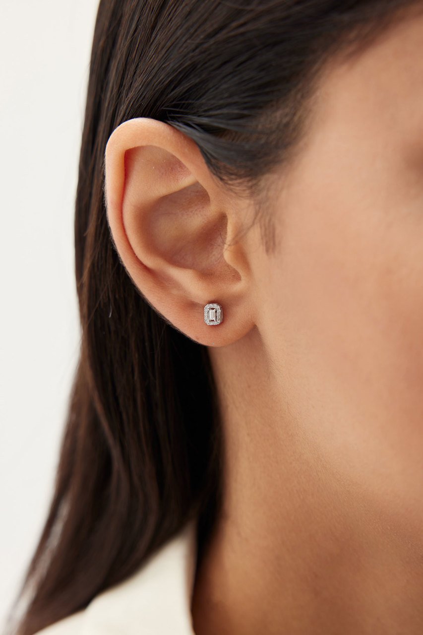 ALTIN KENARI TAŞLI BAGET KÜPE